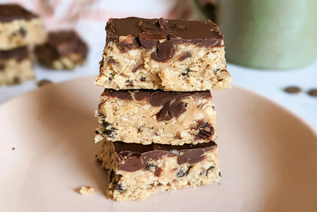 Heavenly Hunks Peanut Butter Chocolate: Your Ultimate Guide to This Gluten-Free, Vegan Snack Sensation 3 Peanut butter chocolate Heavenly Hunks