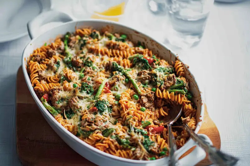 Beef and green veggie pasta bake 1 Beef and Green Veggie Pasta Bake | Easy Family Comfort Food