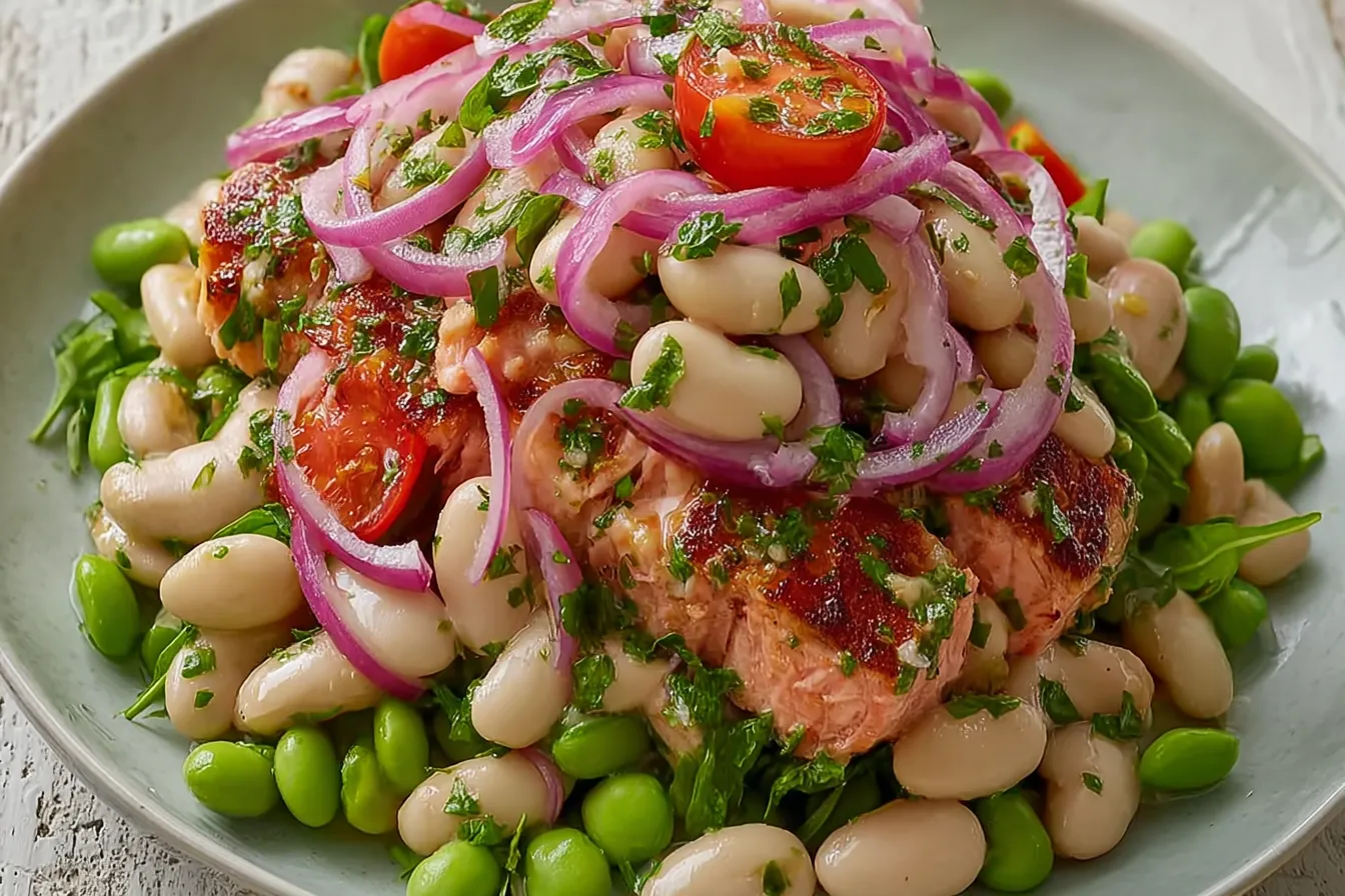 Flavor-Packed Tuna and White Bean Salad: A Bold, Energizing Meal