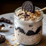 Oreo Overnight Oats in a Jar: Delicious Healthy Breakfast