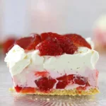No-Bake Strawberry Delight Dessert