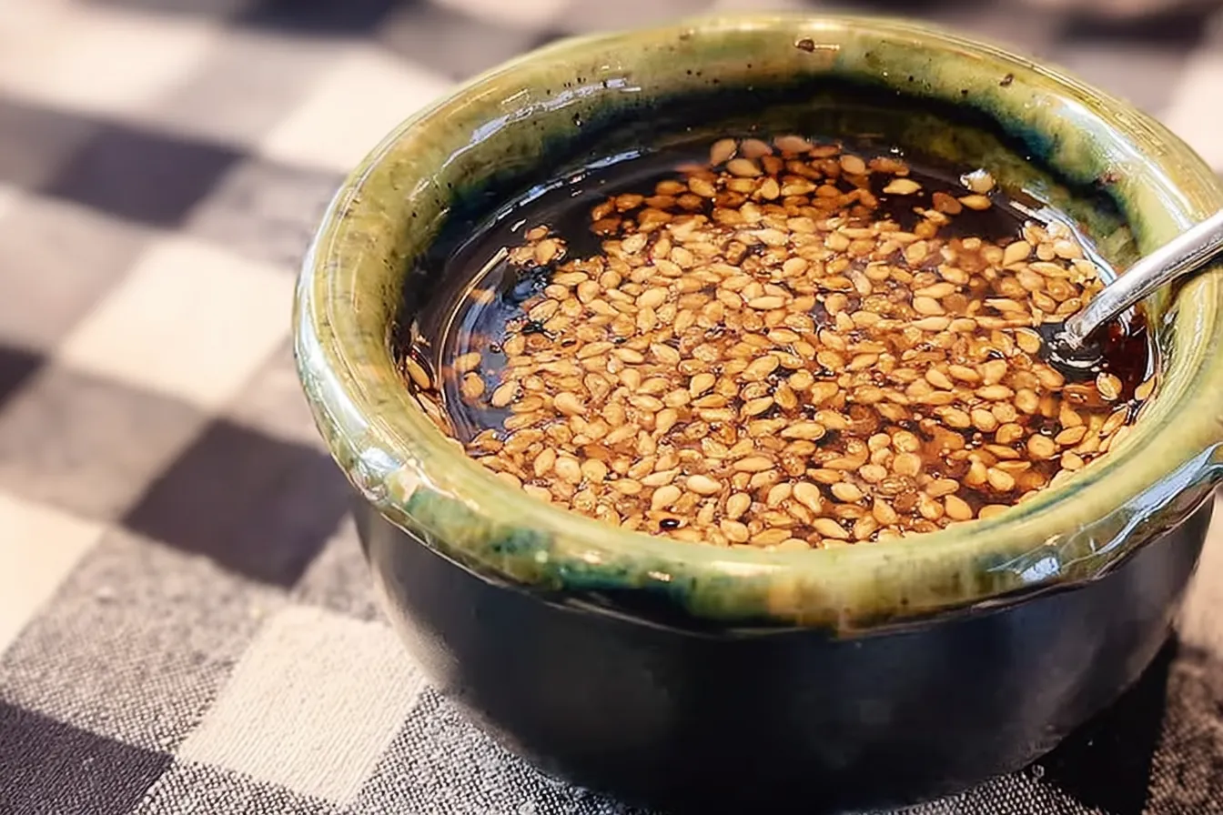 Easy Asian Dipping Sauce: A Flavorful Delight! 4 Easy Asian Dipping Sauce