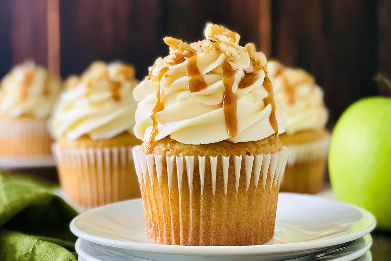 Caramel Apple Cupcakes 