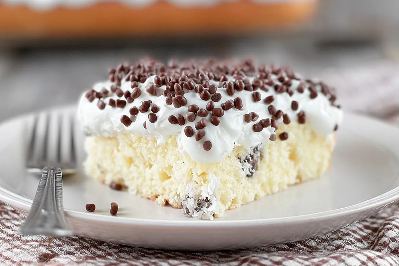 Cannoli Poke Cake: A Sweet Treat You Can't Resist 4 Cannoli Poke Cake