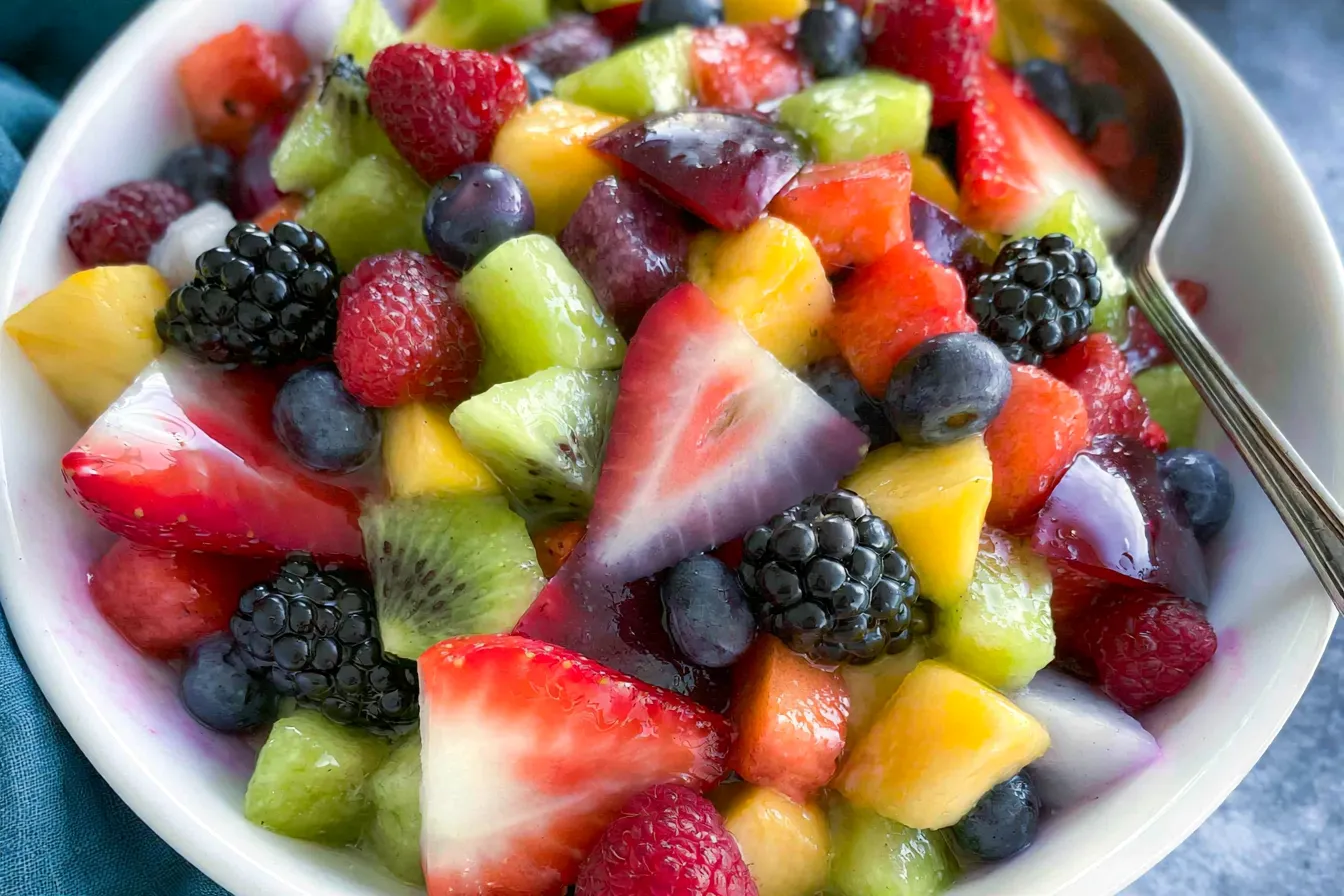 Fruit Salad: A Delicious Way to Boost Your Mood 4 Fruit Salad