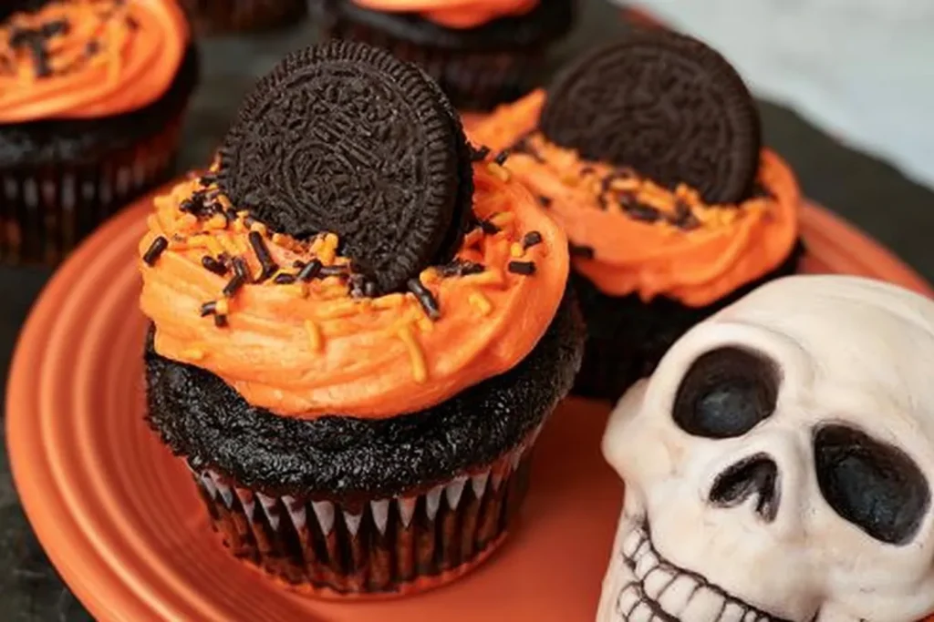 Halloween Oreo Cupcakes with Creamy Frosting