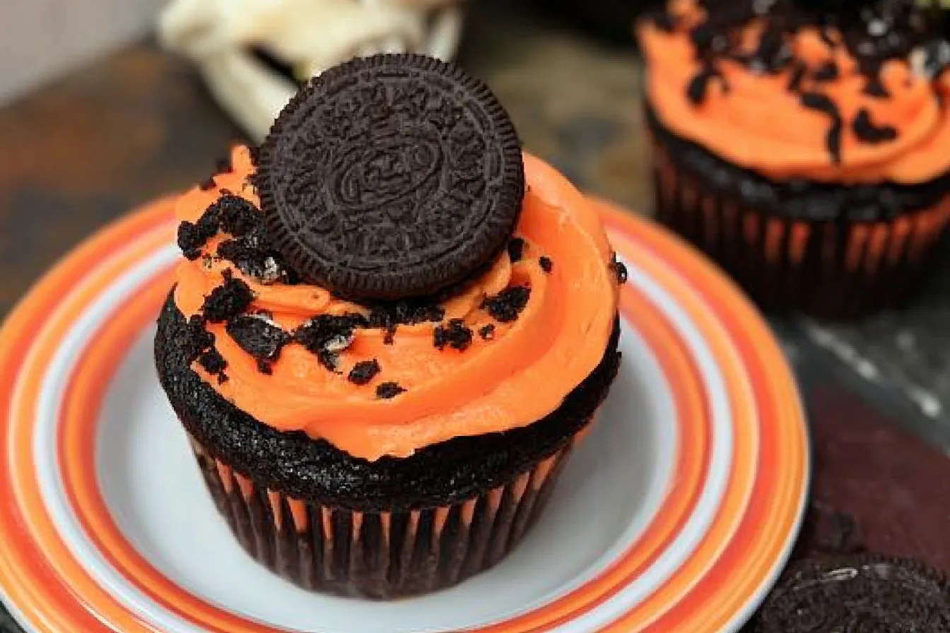 Halloween Oreo Cupcakes 