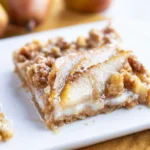 Healthy Pear Oatmeal Crumb Bars That You'll Love 5 Healthy Pear Oatmeal Crumb Bars Freshly Baked